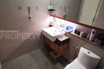 Fully Furnished, 2 Rooms Suties, Nova Saujana, Subang Selangor