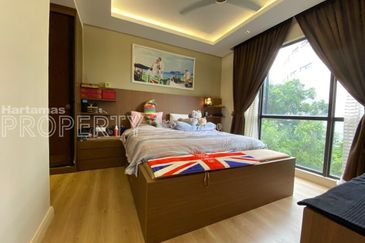 Fully Furnished, 2 Rooms Suties, Nova Saujana, Subang Selangor