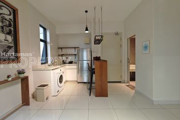 Fully Furnished One Room Suites @ Arte Mont Kiara, Kuala Lumpur