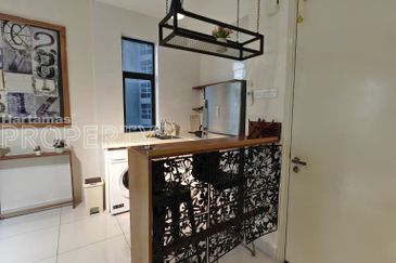 Fully Furnished One Room Suites @ Arte Mont Kiara, Kuala Lumpur