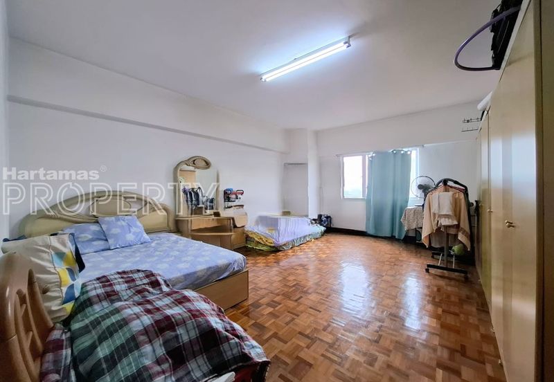 Big Corner Unit, Pandan Ville Condominium, Pandan Indah Kuala Lumpur