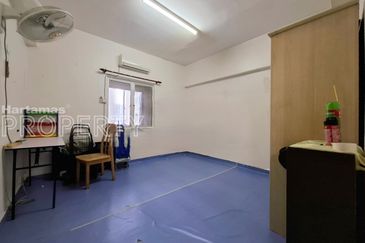 Big Corner Unit, Pandan Ville Condominium, Pandan Indah Kuala Lumpur