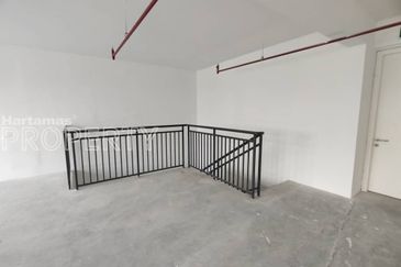 Facing Lake View, New Duplex Shoplot @ Baron Residence Lake City, Kepong KL