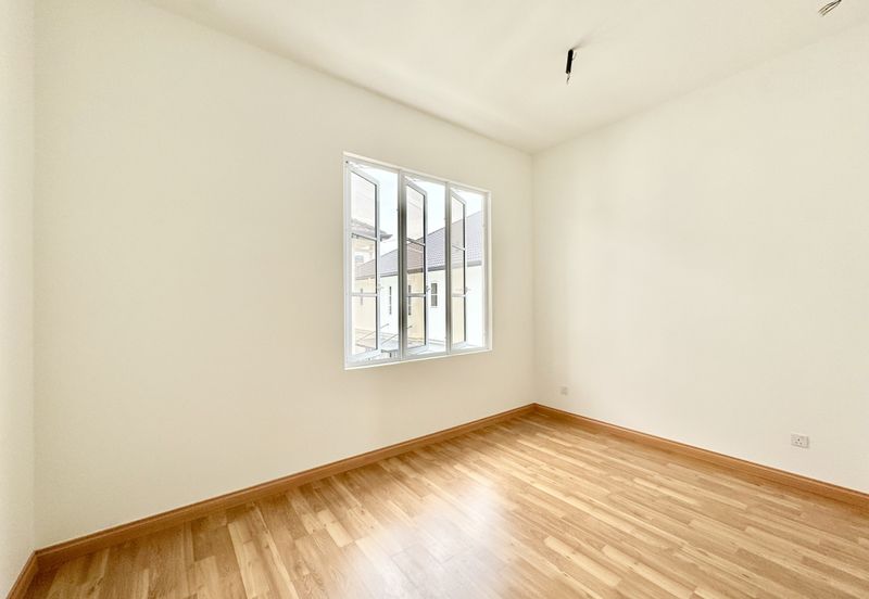 Semi Detached For Sale In Sungai Long