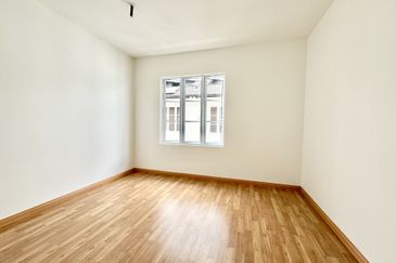 Semi Detached For Sale In Sungai Long