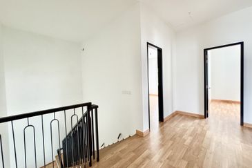 Semi Detached For Sale In Sungai Long