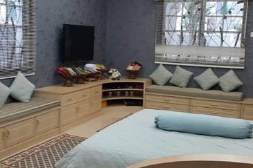 Luxury 2.5 Sty Bungalow to Sale in Tmn Setiawangsa