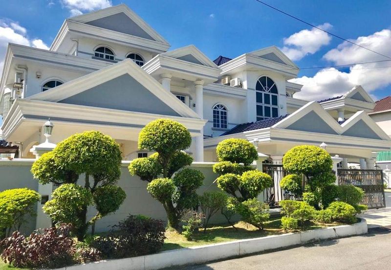 Luxury 2.5 Sty Bungalow to Sale in Tmn Setiawangsa