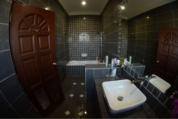 Luxury 2.5 Sty Bungalow to Sale in Tmn Setiawangsa