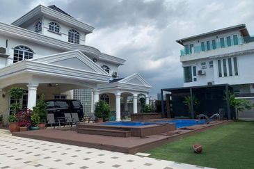 Luxury 2.5 Sty Bungalow to Sale in Tmn Setiawangsa