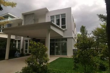 SemiD EndLot for Sale @ Setia Duta, Setia Eco Park