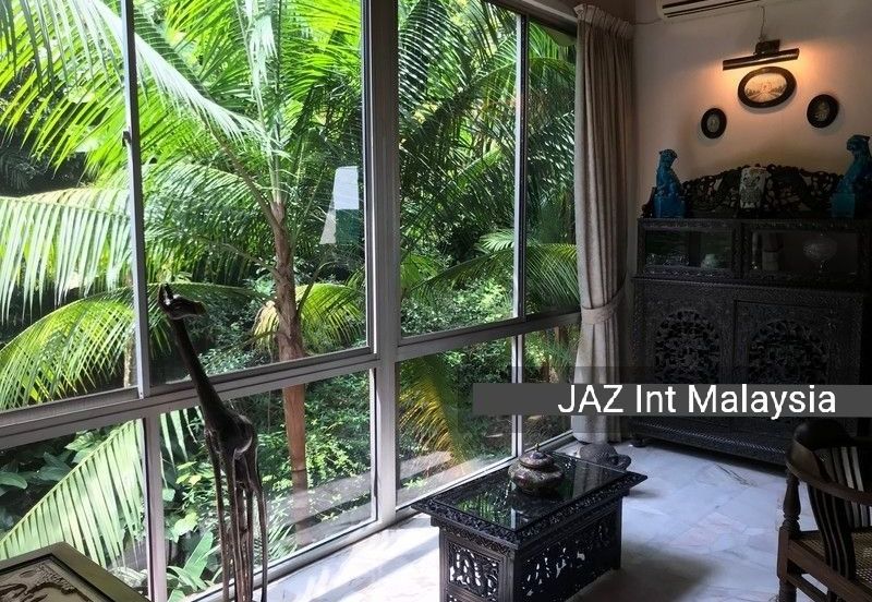 Private Bungalow to Sale @ Jln Istana Shah Alam