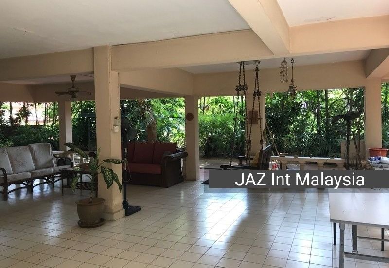 Private Bungalow to Sale @ Jln Istana Shah Alam