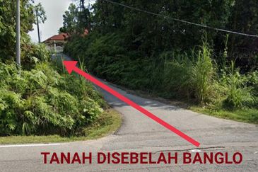 Lot Bungalo di Bt 9 Btg Merbau Tanah Merah Kltn