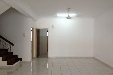 Double Storey House for Sale at BU 7, Bandar Utama