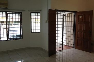 Double Storey House for Sale at BU 7, Bandar Utama