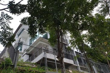 Bandar Sierra Puchong