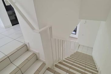 2 Storey Avenham Garden Eco Grandeur Puncak Alam