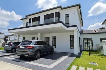 2 Storey Avenham Garden Eco Grandeur Puncak Alam