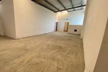 New 4 Sty Semi-D Warehouse in Seksyen 33 Shah Alam