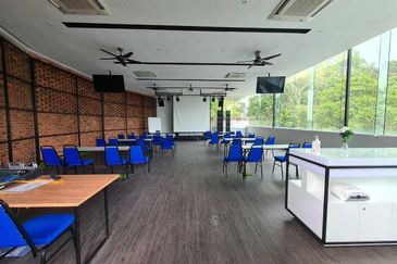 Exclusive Resort Bungalow Tanarimba Janda Baik for Sale