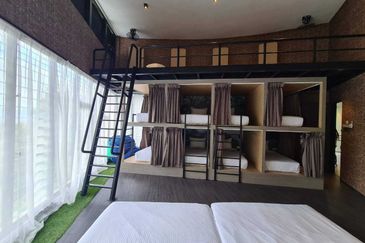 Exclusive Resort Bungalow Tanarimba Janda Baik for Sale