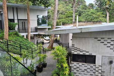 Exclusive Resort Bungalow Tanarimba Janda Baik for Sale