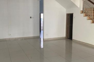 Ayu Impian, Alam Nusantara