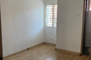 Ayu Impian, Alam Nusantara