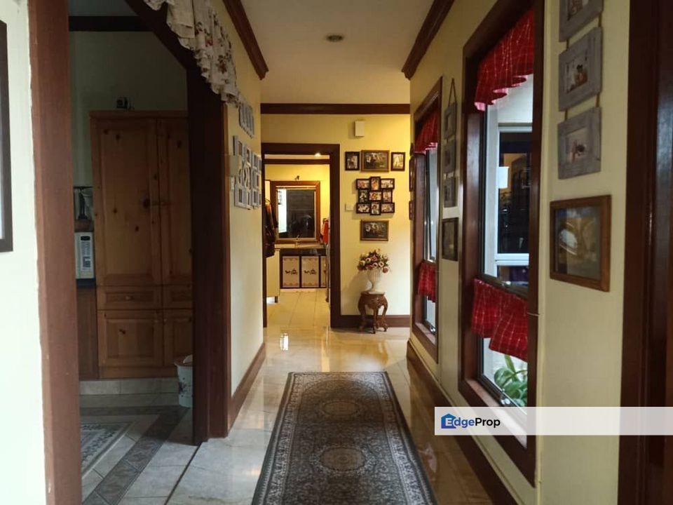 1.5 Storey Balinese Concept Bungalow to Rent or Sale Taman Ampang Utama, Selangor, Ampang