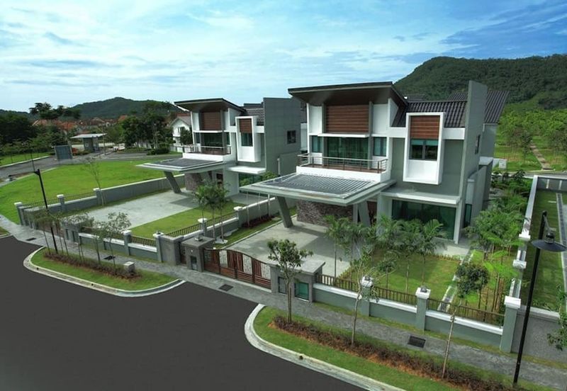 Premium Renovated Bungalow for Sale at Nilai Spring Heights