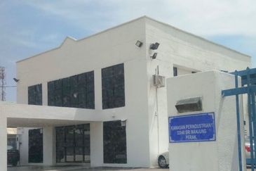 Sell Below MV Warehouse Factory Sitiawan, Manjung Perak