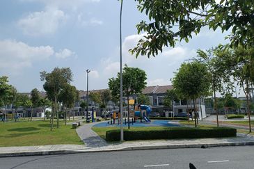 Lakefield Residences, Tropicana Heights