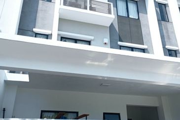 Lakefield Residences, Tropicana Heights