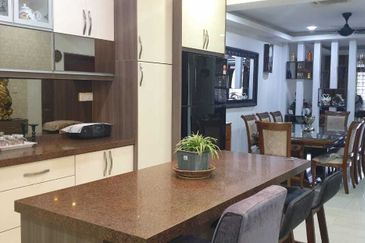 NICE RENOVATED! 5 BEDROOMS ! CYPRUS @ USJ HEIGHTS, SUBANG JAYA