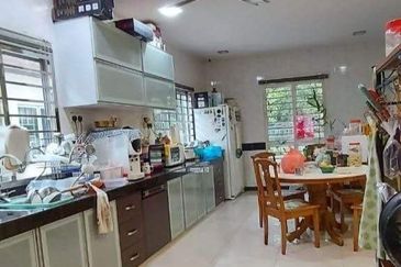 Sell Below Market Value Corner Unit 2 Storey Terrace Desira Bandar Bukit Raja, Klang