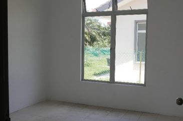 Brand New l Huge Land l Single Storey Bungalow Taman kenanga 2, Banting