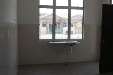 Brand New l Huge Land l Single Storey Bungalow Taman kenanga 2, Banting