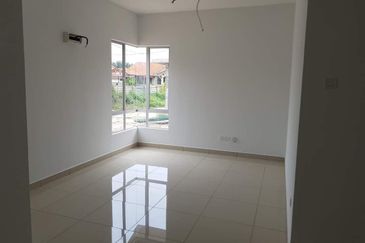 Brand New l Huge Land l Single Storey Bungalow Taman kenanga 2, Banting