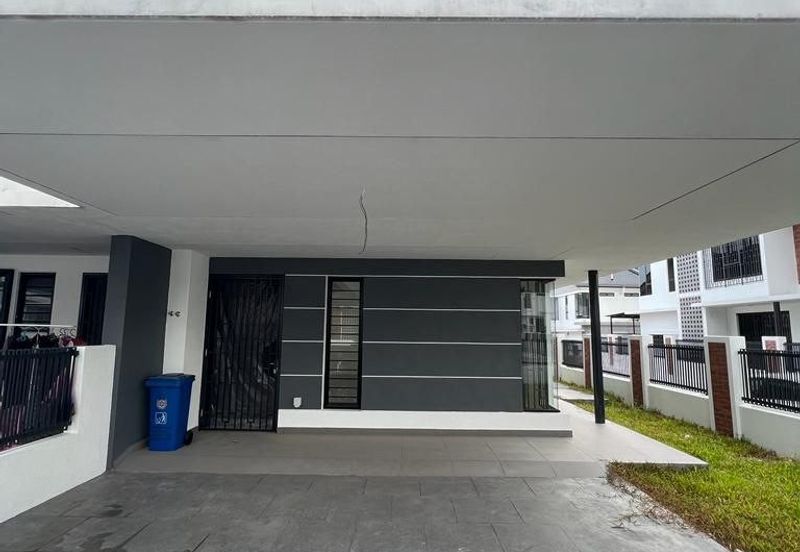 END LOT I NON BUMI I FACING SOUTH I 2 Storey Elmina Green, Elmina Shah Alam