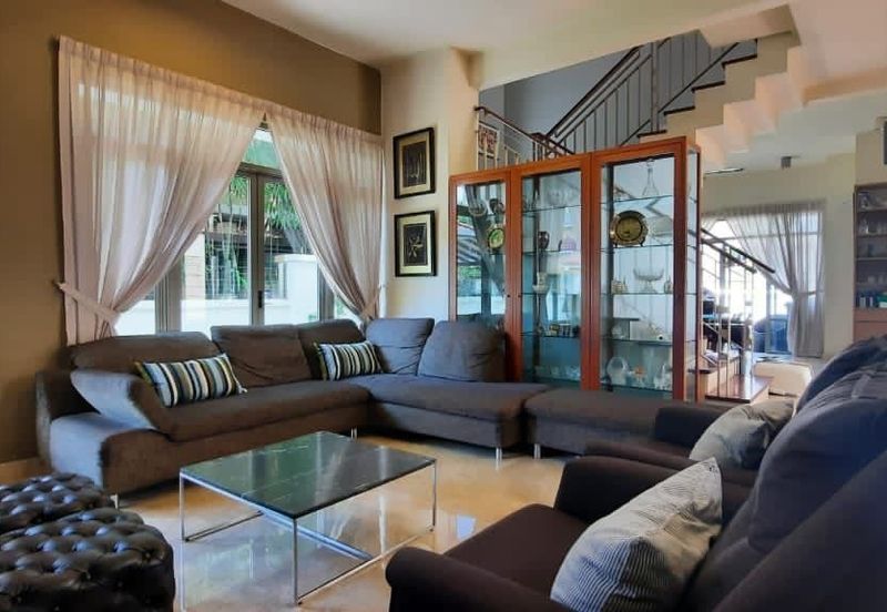 Changkat Kiara Surya