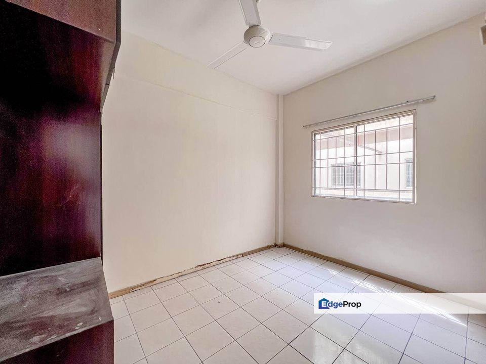 Well Kept Unit Prima Tiara 1 & 2 Apartment in Segambut KL for Sale, Kuala Lumpur, Segambut