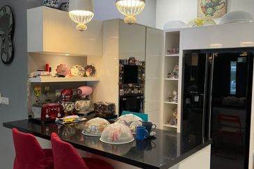 Duta Villa, Setia Alam