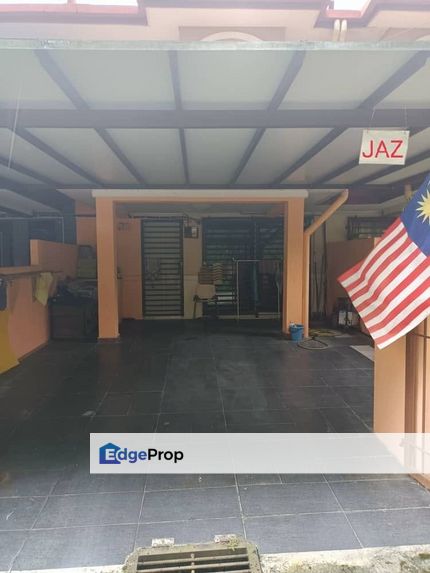 Renovated Unit 2 Storey Terrace Jln Lep 1, Taman Lestari Putra, Seri Kembangan, Selangor, Puchong South