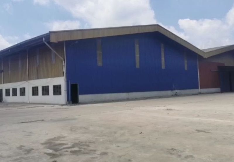 Spacious Land With Warehouse Taman Perindustrian Temerloh, Mentakab Pahang