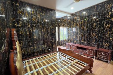 Taman Baiduri, Dengkil