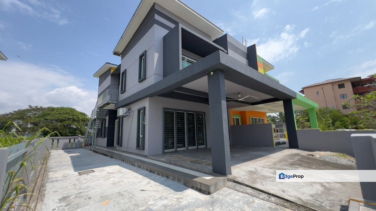 Renovated Extended Semi D House at Taman Baiduri 2, Dengkil For Sale or Rent, Selangor, Dengkil