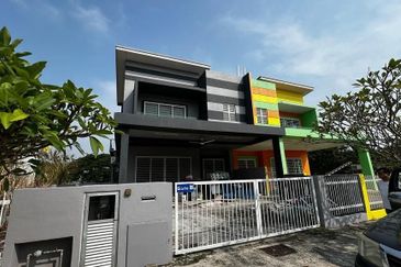 Taman Baiduri, Dengkil