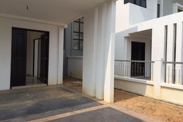 Aronia @ Bandar Tasik Kesuma