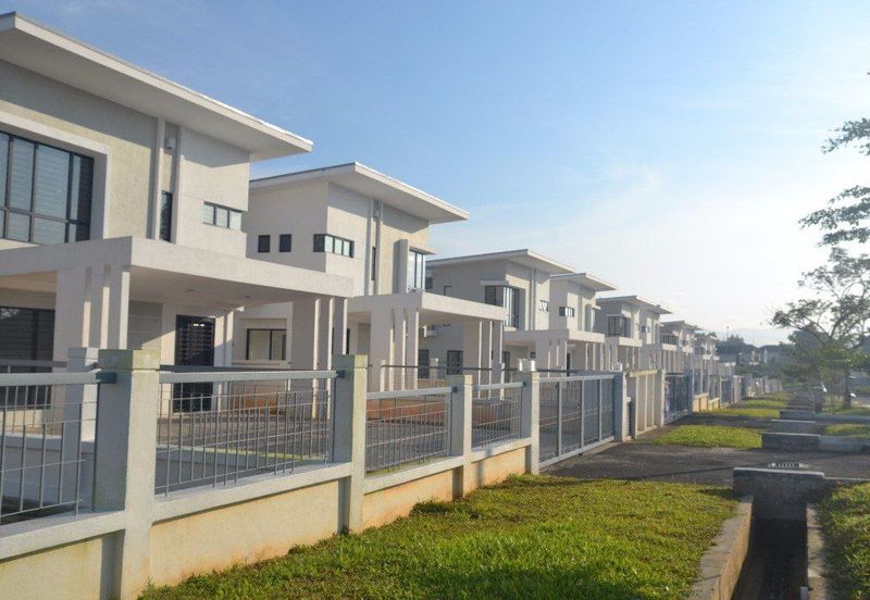 Aronia @ Bandar Tasik Kesuma